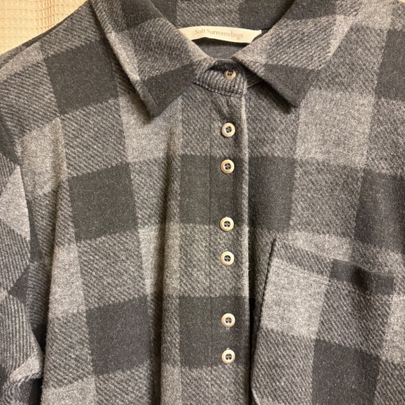 About Plaid Tunic Size L Gray Buffalo Flannel Roll Tab Top - Picture 5 of 11